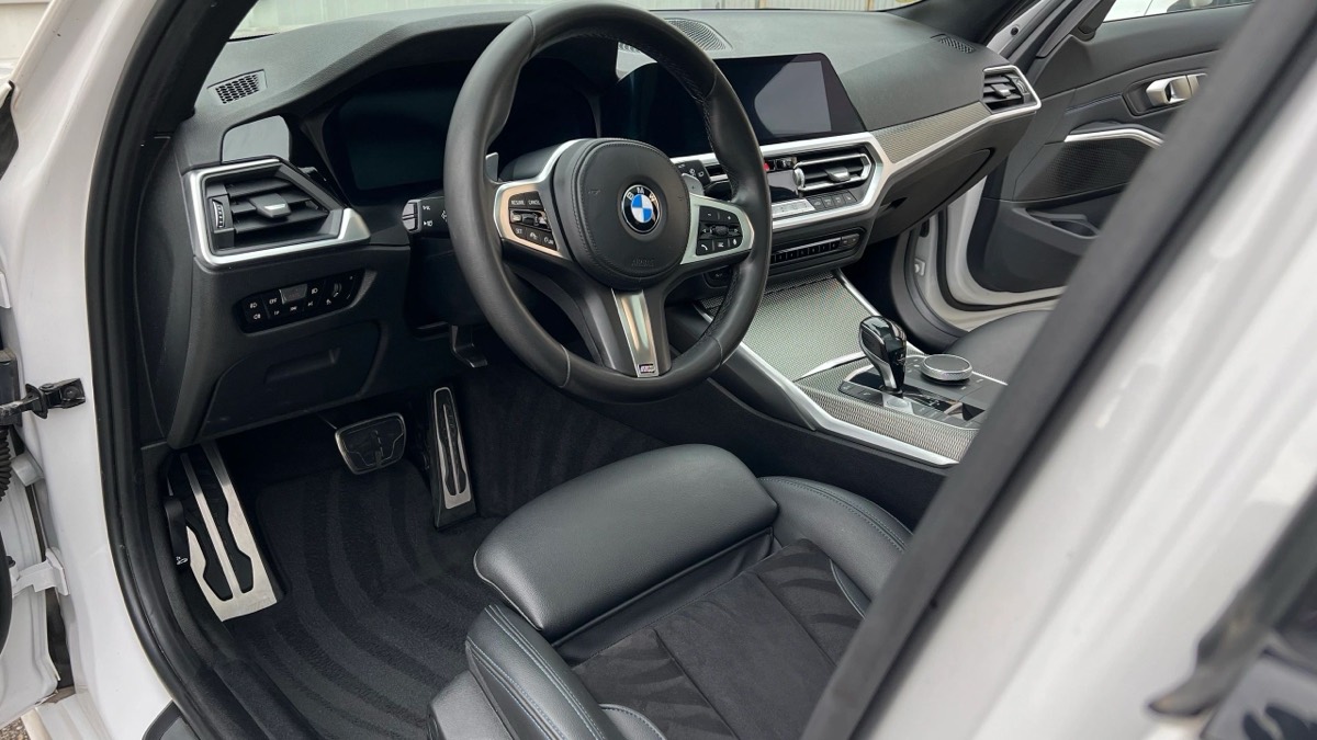 Formule Premium — intérieur BMW nettoyé par Occicars à Toulouse